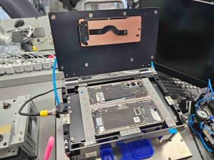 Samsung Galaxy Z Fold4 po otvorení krytu