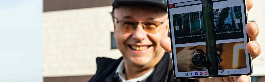 Samsung Galaxy Z Fold4 s prasknutým displejom