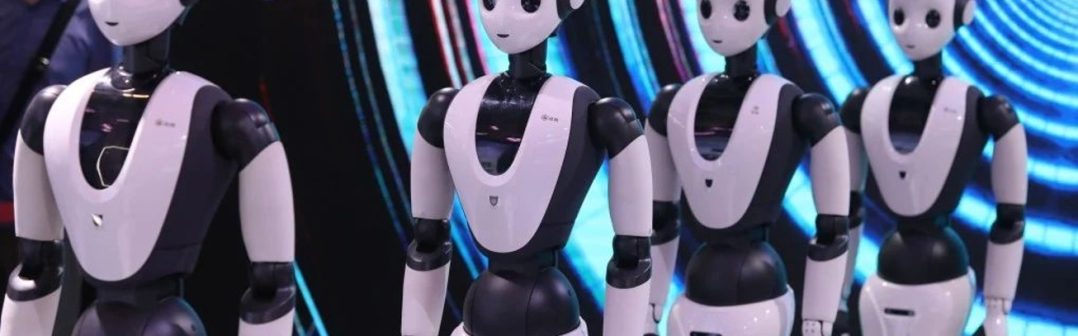 humanoidni roboti v cine