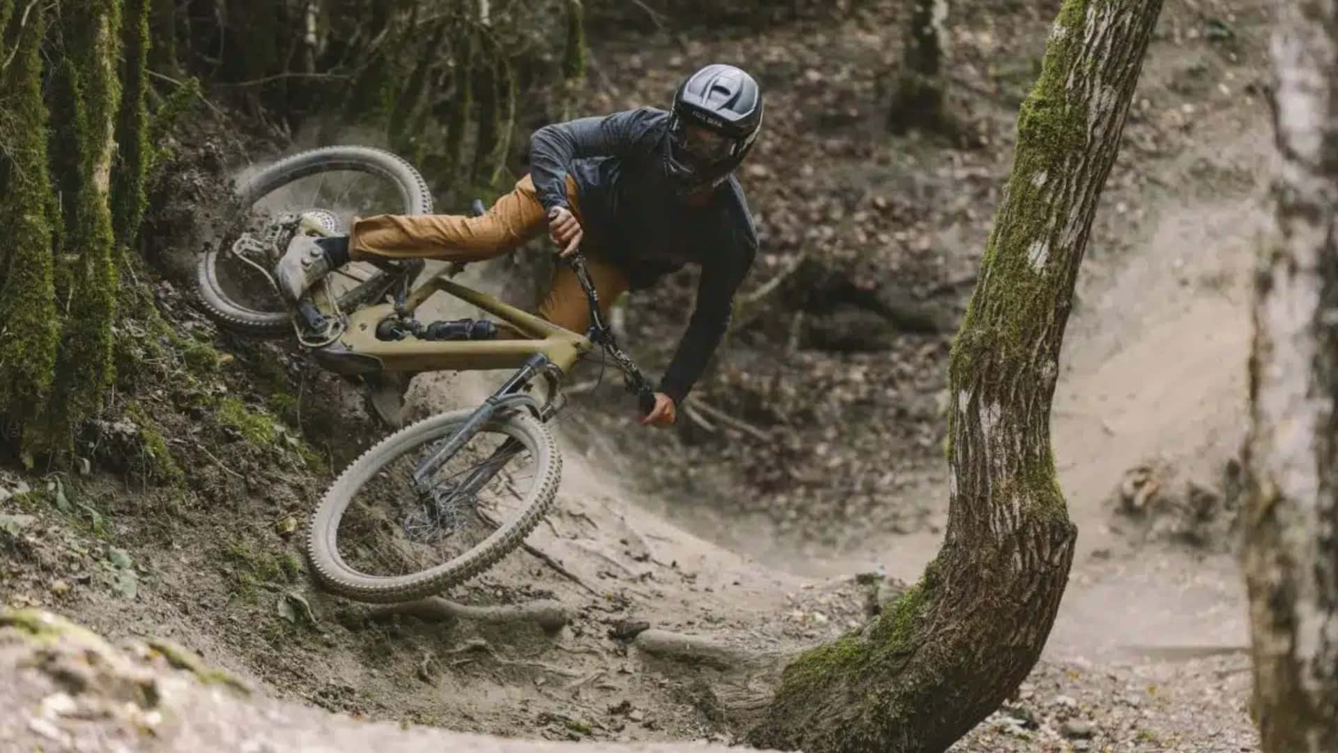 Specialized Kenevo SL2: Nástupca modelu SL ponúka vyšší výkon a špičkovú jazdnú dynamiku