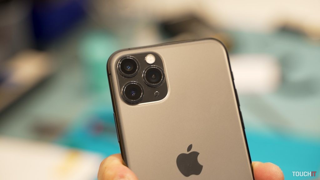 pcexpres oprava iphone v predajni bratislava aupark