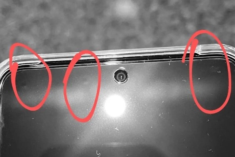 Pixel 8 má problémy s displejom. Pozor na hrbolčeky