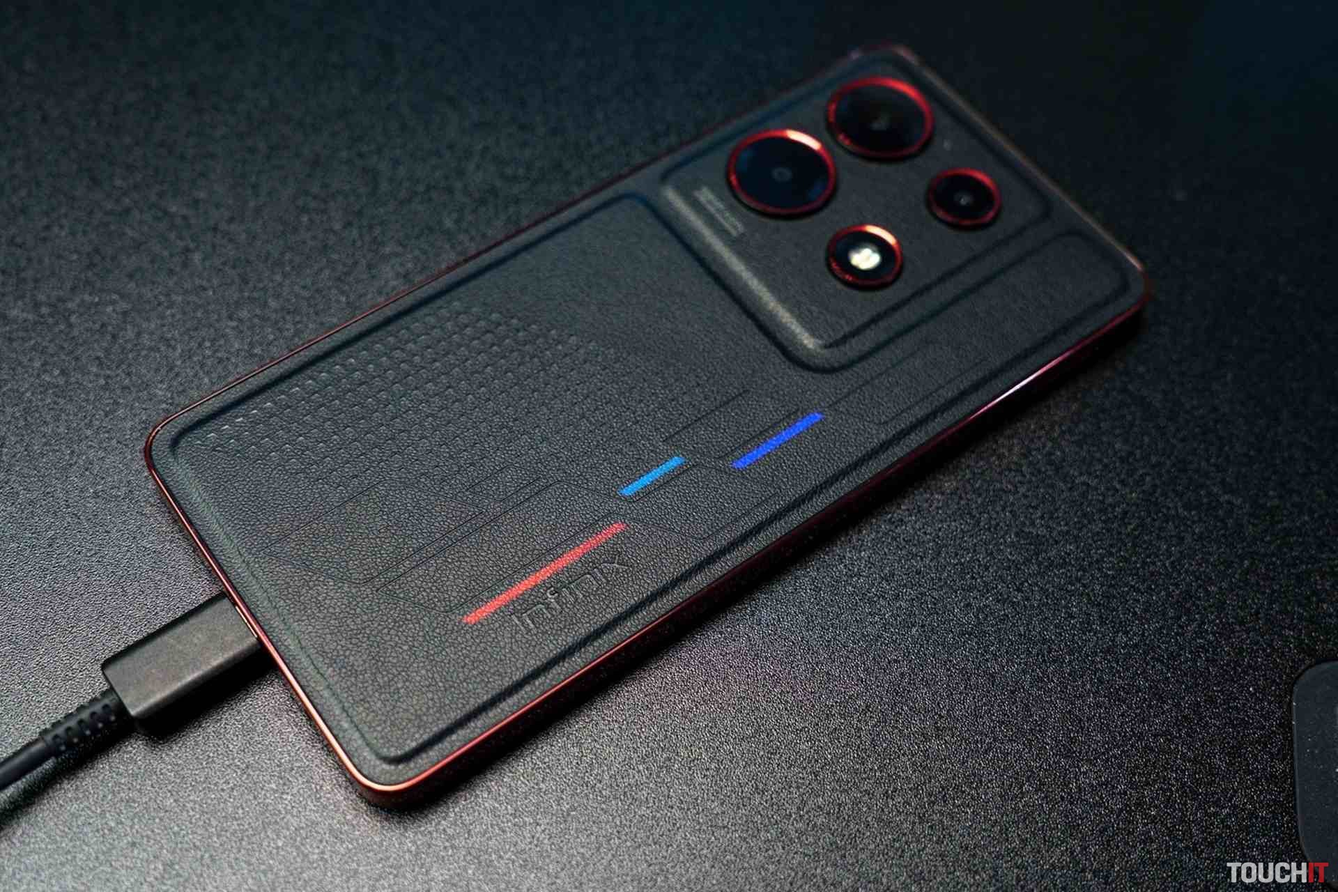 Infinix prichádza s telefónom Note 30 VIP Racing Edition