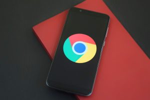 google chrome logo na smartfone