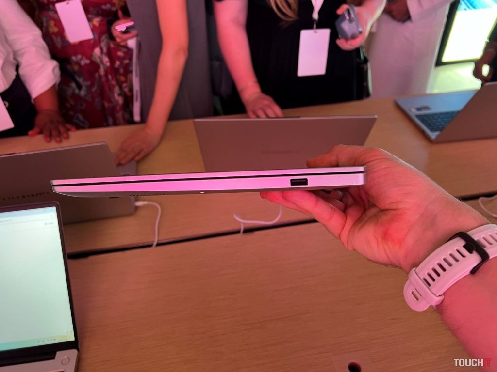 Huawei MateBook D 16