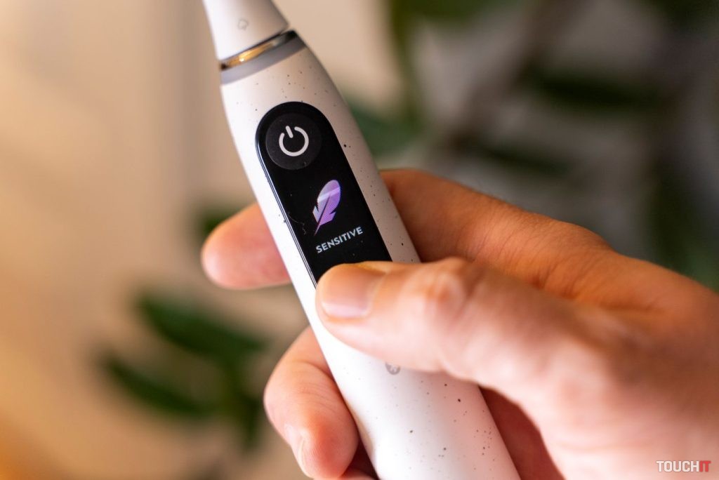 Oral-B iO Sense 10