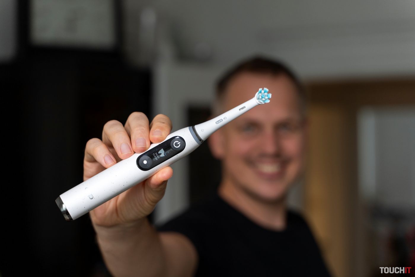 Oral-B iO Series 10: Výborná zubná kefka so smart technológiami (RECENZIA)