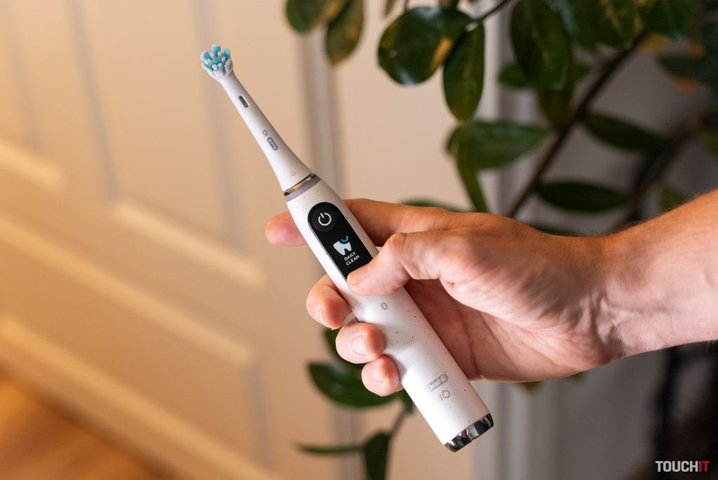 Oral-B iO Sense 10