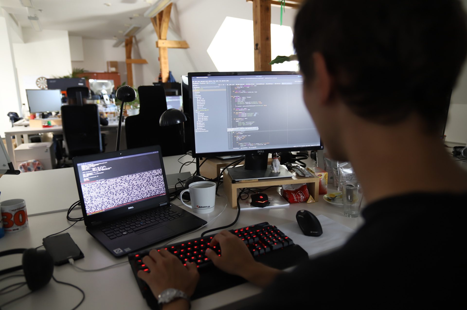 Seznam vstupuje do éry jazykových modelov a generatívnej AI. A hľadá ľudí aj na Slovensku