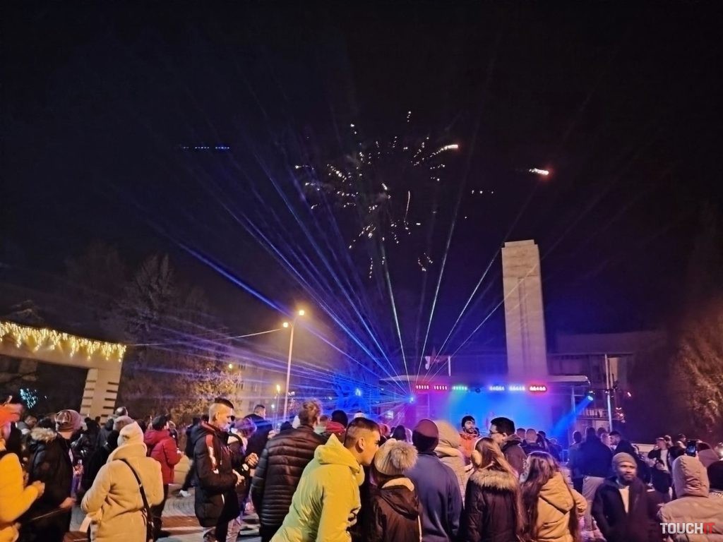 Hlavný foto Magic6 Lite