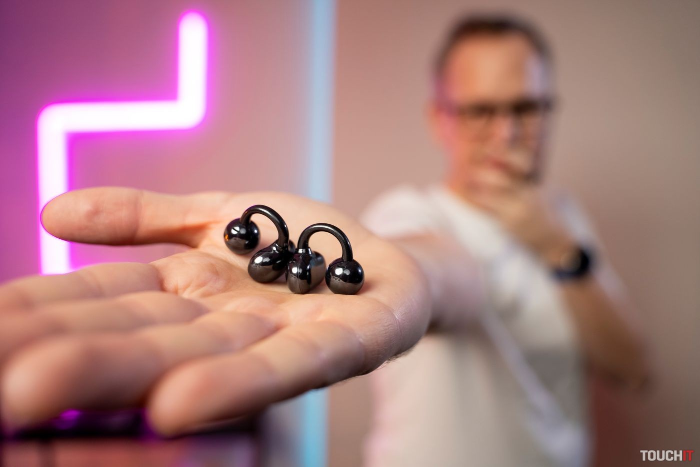 Huawei FreeClip: Takéto slúchadlá tu ešte neboli (RECENZIA)