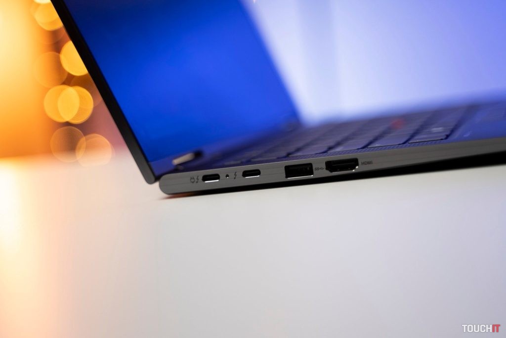 lenovo thinkpad x1 yoga gen 8