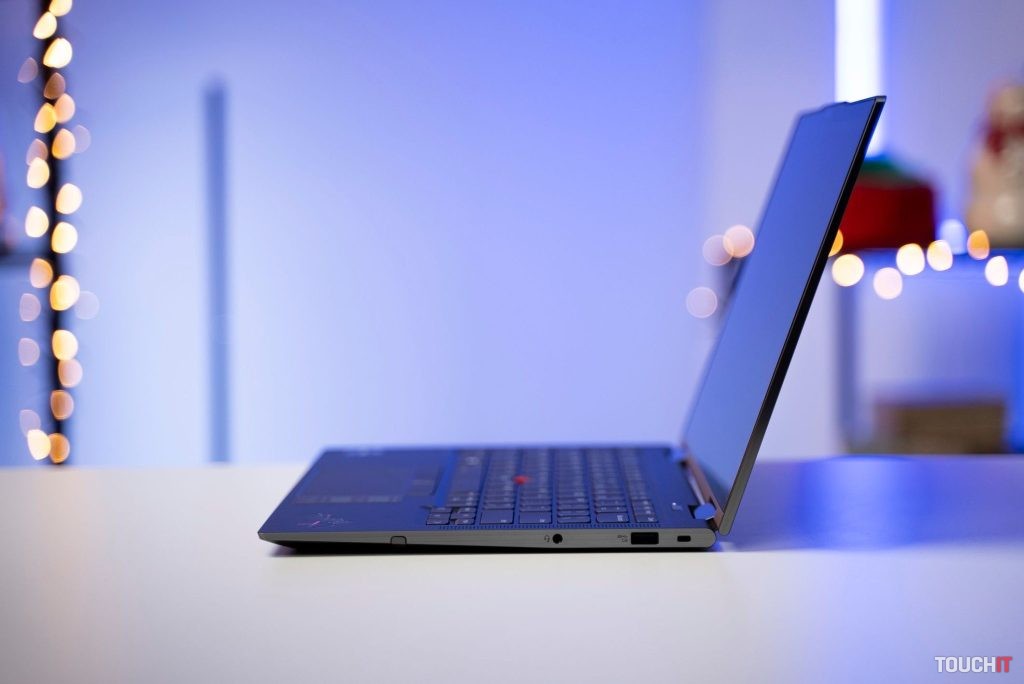 lenovo thinkpad x1 yoga gen 8