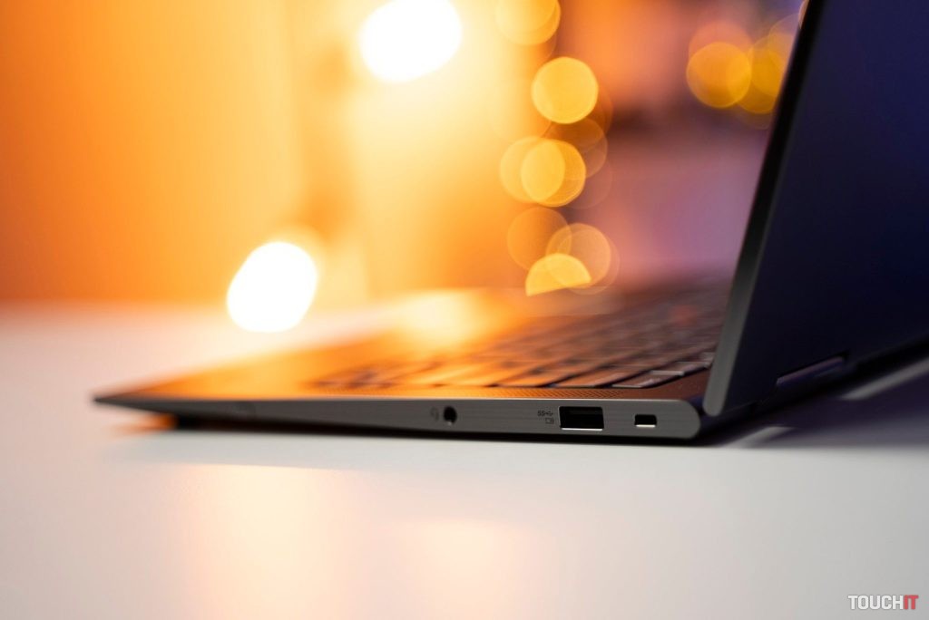 lenovo thinkpad x1 yoga gen 8