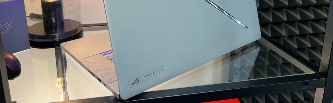 ROG Zephyrus G16 (GU605M)