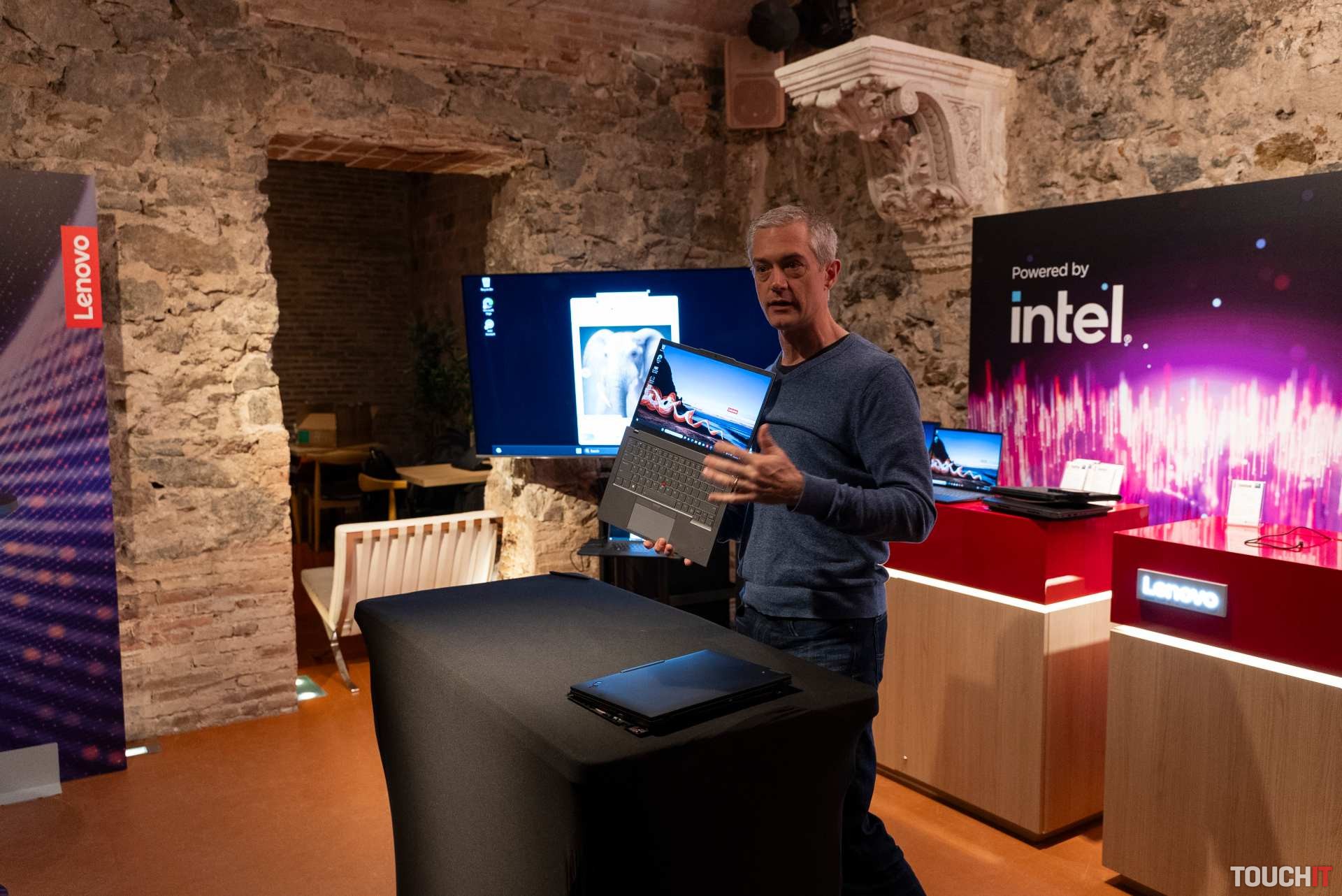 Notebooky Lenovo ThinkPad a ThinkBook na veľtrhu MWC