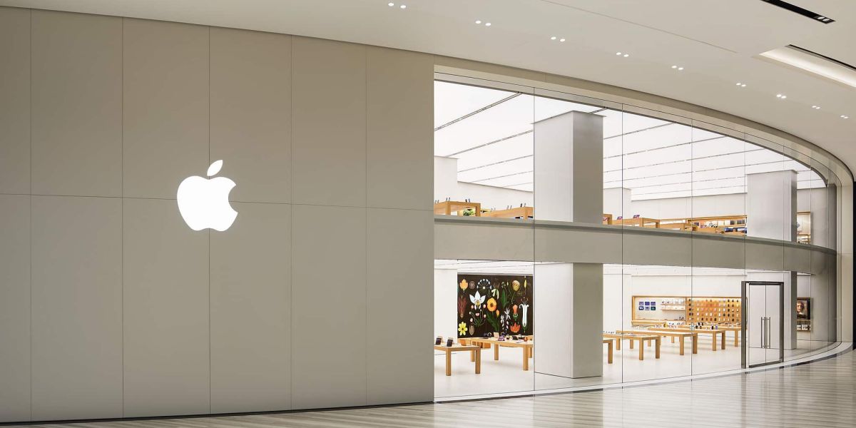 Apple vybabral s Európskou komisiou. Spotify ho označil za vydierača, kritizujú aj ďalší