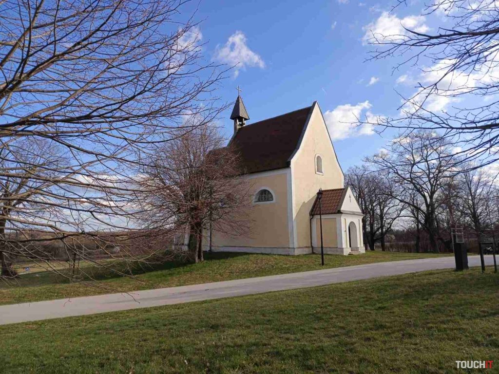 Infinix HOT 40 Pro: Fotografie nasnímané v 108 Mpx režime