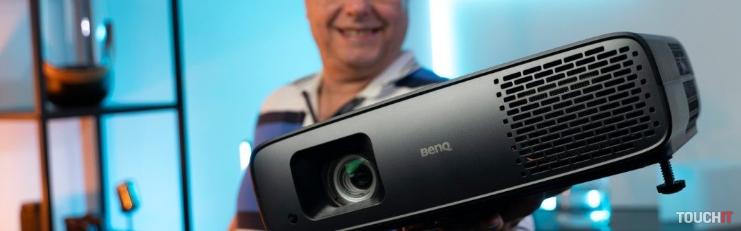 Projektor BenQ W4000i: kompletná zábava aj s Android TV