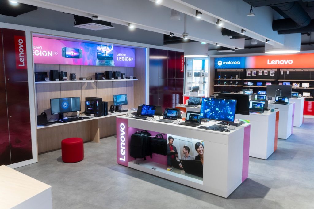 Datacomp showroom v Bratislave