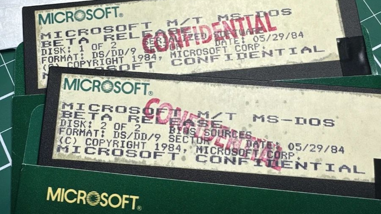 Microsoft uvoľnil MS-DOS 4 a dá sa stiahnuť zadarmo