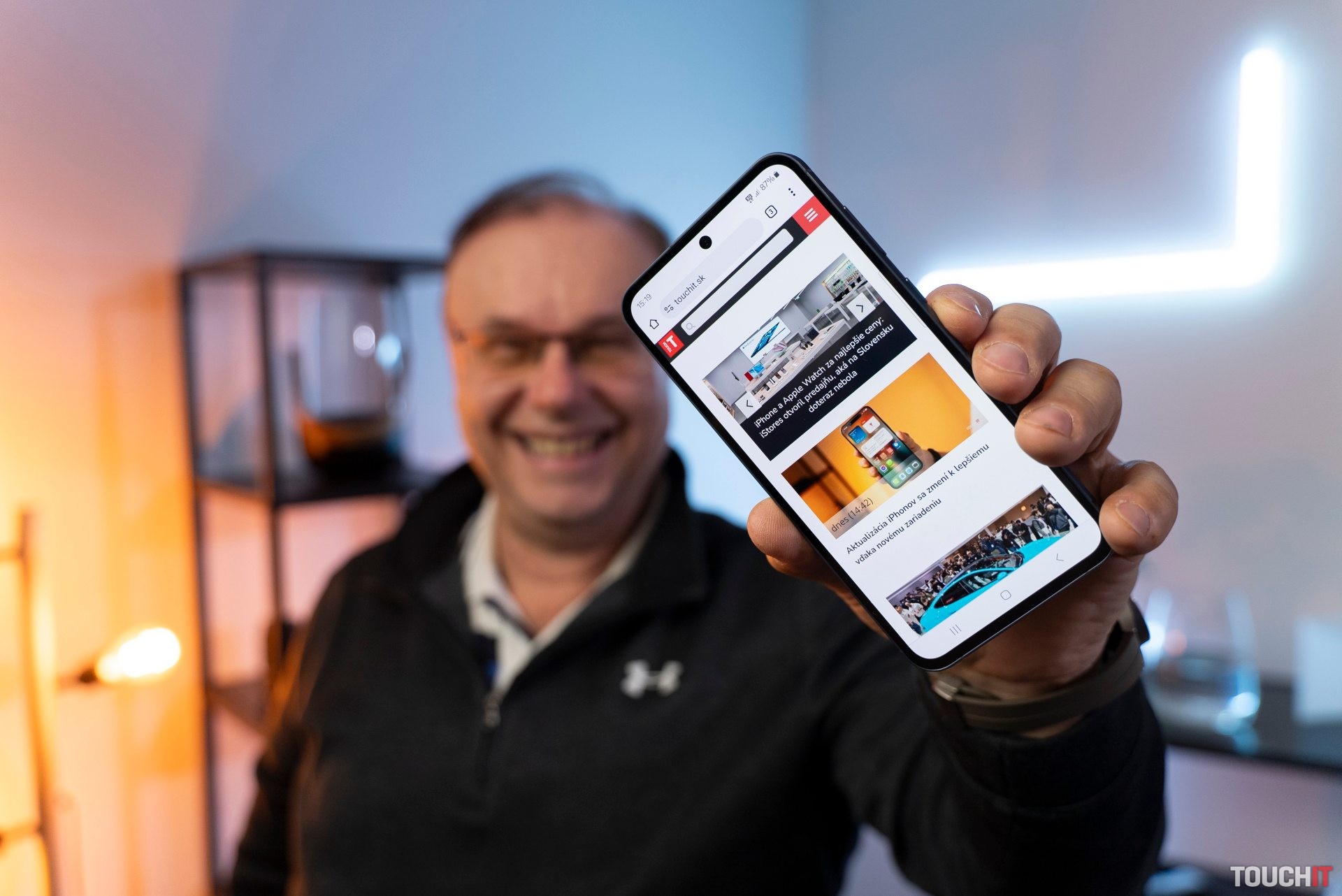 Samsung Galaxy A55 5G: revolúcia alebo evolúcia?