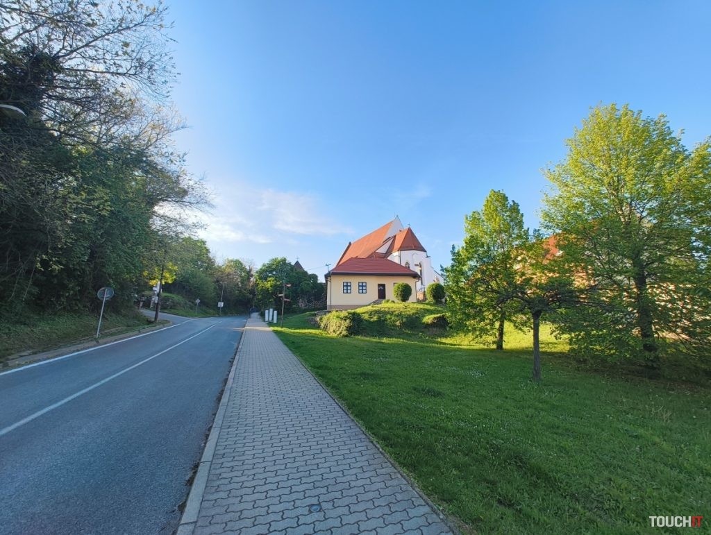 Nothing Phone (2a) - ukážkové fotografie