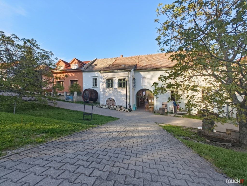 Nothing Phone (2a) - ukážkové fotografie