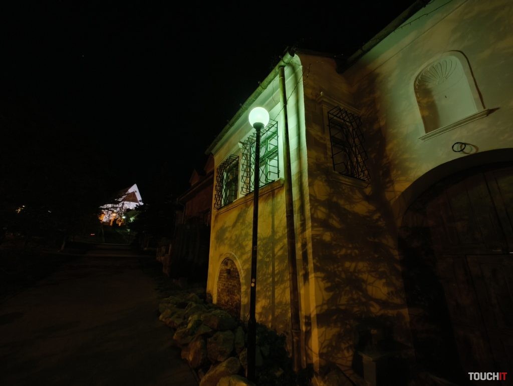 Nothing Phone (2a) - ukážkové fotografie