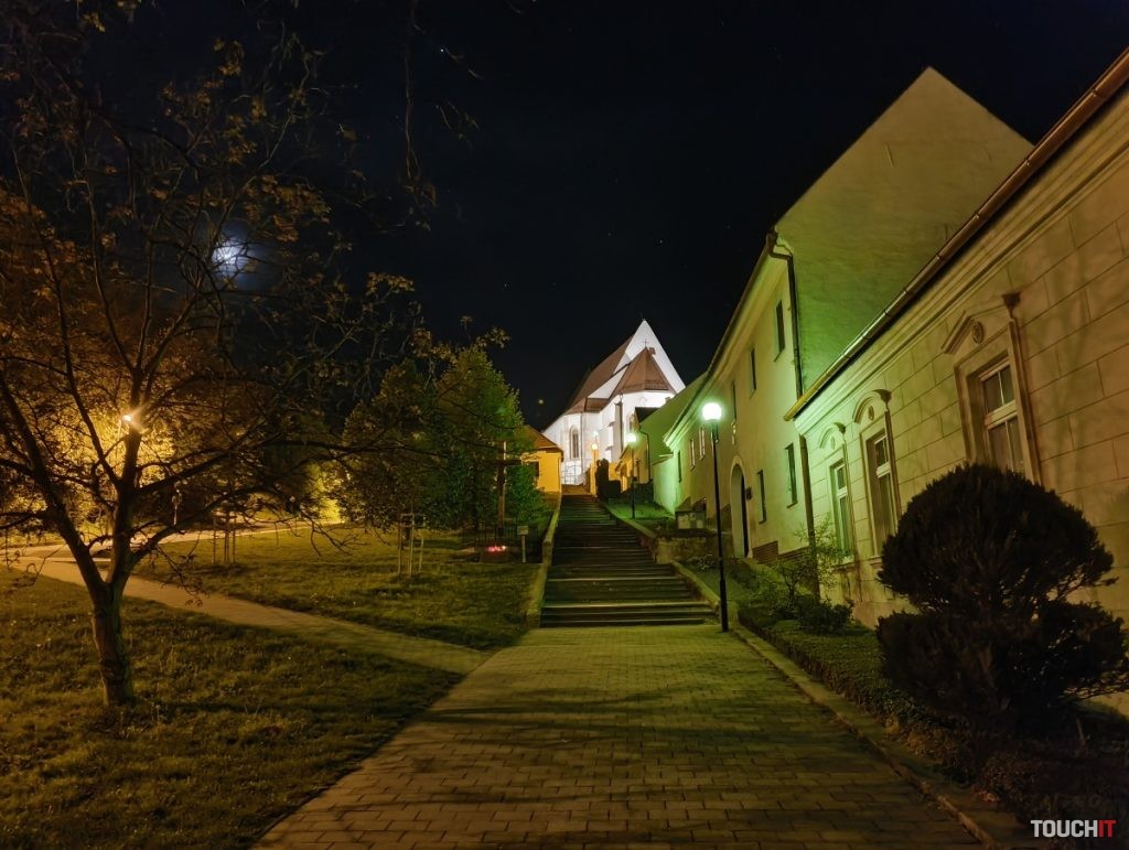 Nothing Phone (2a) - ukážkové fotografie