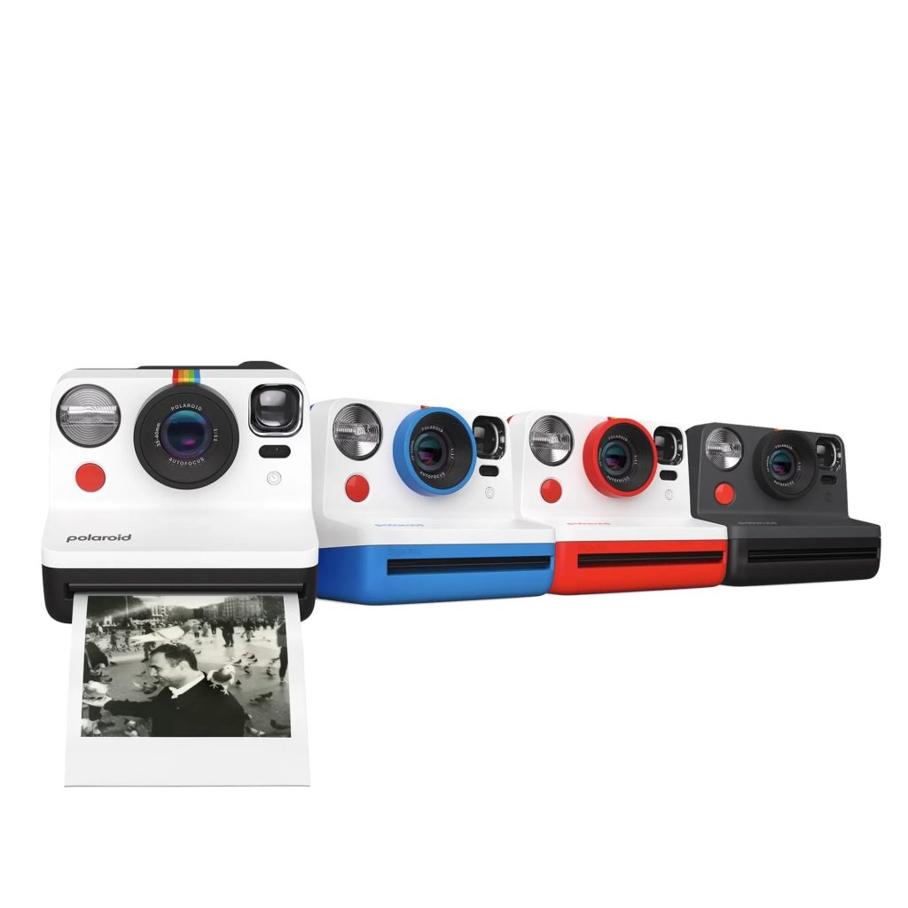 Výber farebných vyhotovení Polaroid Now Gen 2