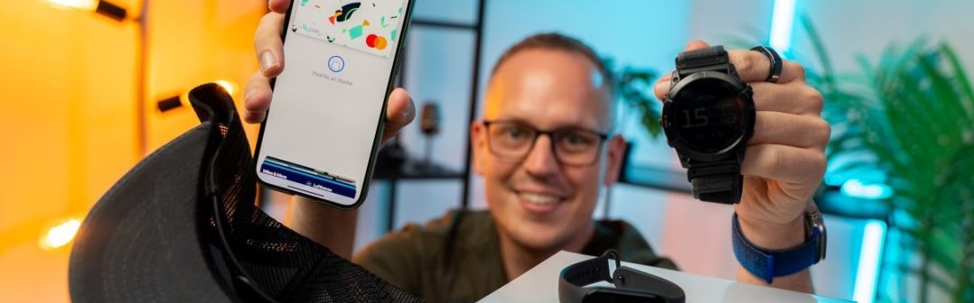 365.bank umožňuje platiť smartfónom, hodinkami, prsteňom aj oblečením