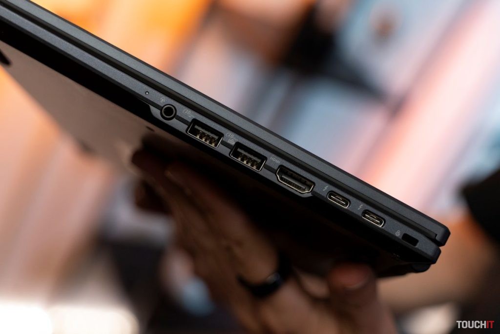 ASUS ExpertBook B5 (B5404CVA)