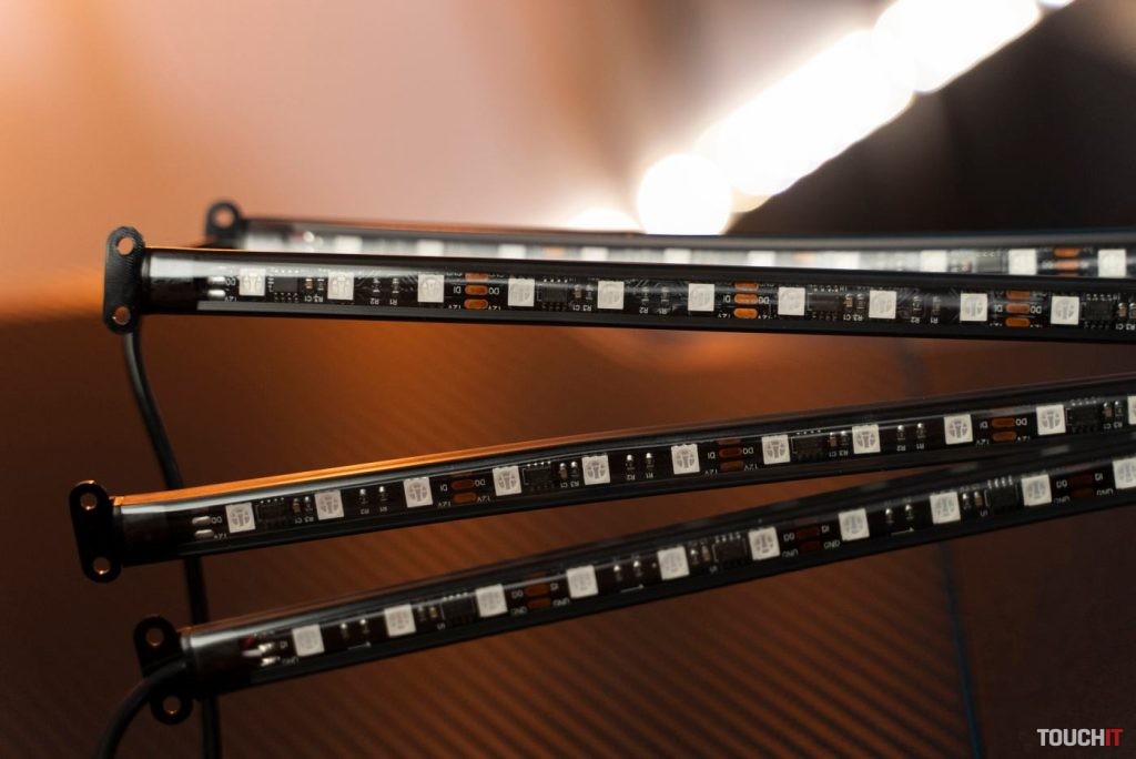 Govee Smart LED pásiky do auta