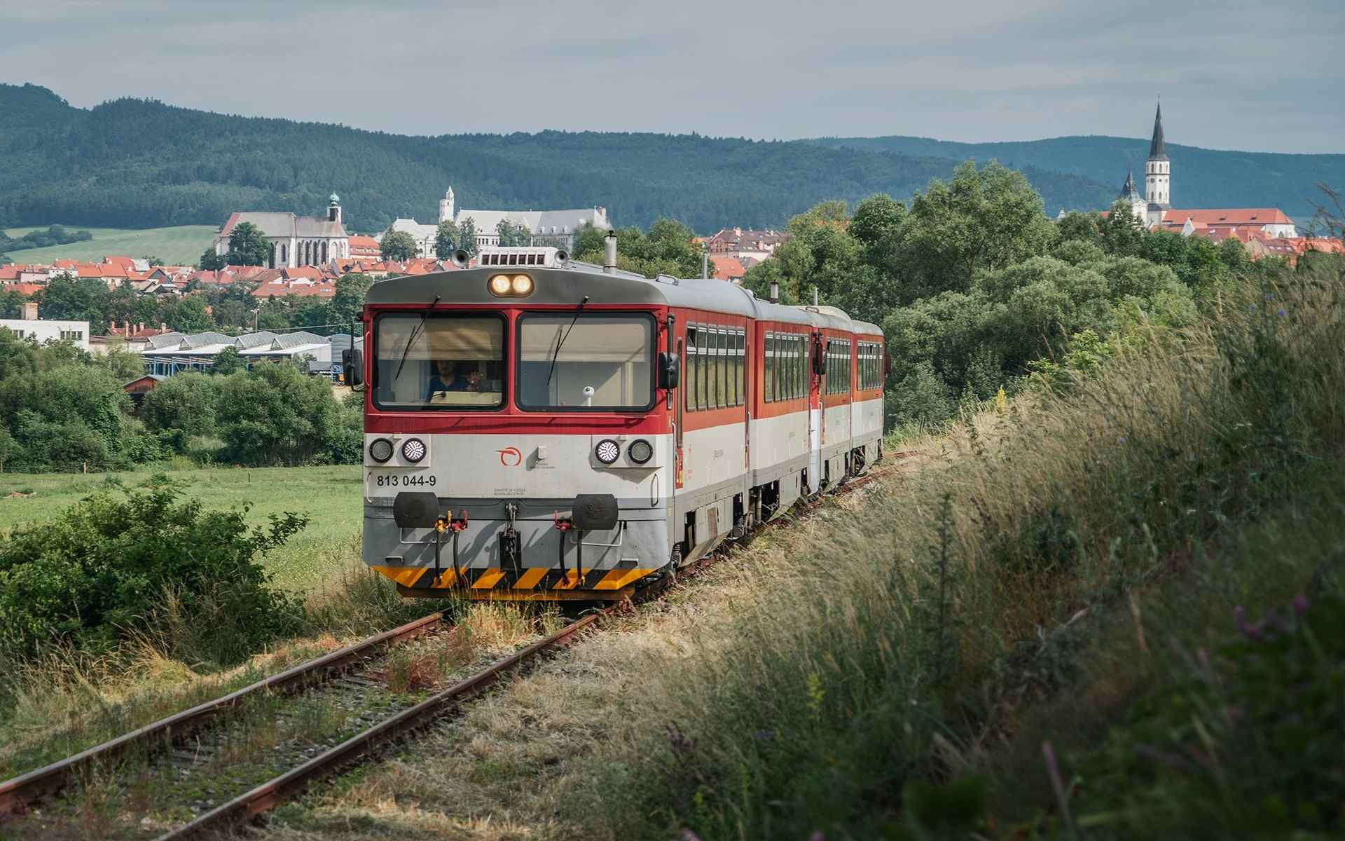Cestovné lístky na vlak sa dajú kúpiť na pošte