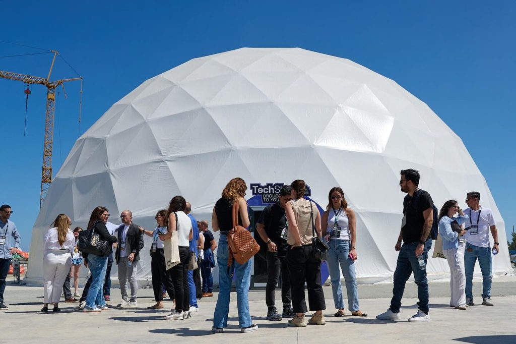 Najväčšia konferencia v histórii Cypru. Technologický festival Reflect prilákal rekordných 9 tisíc účastníkov