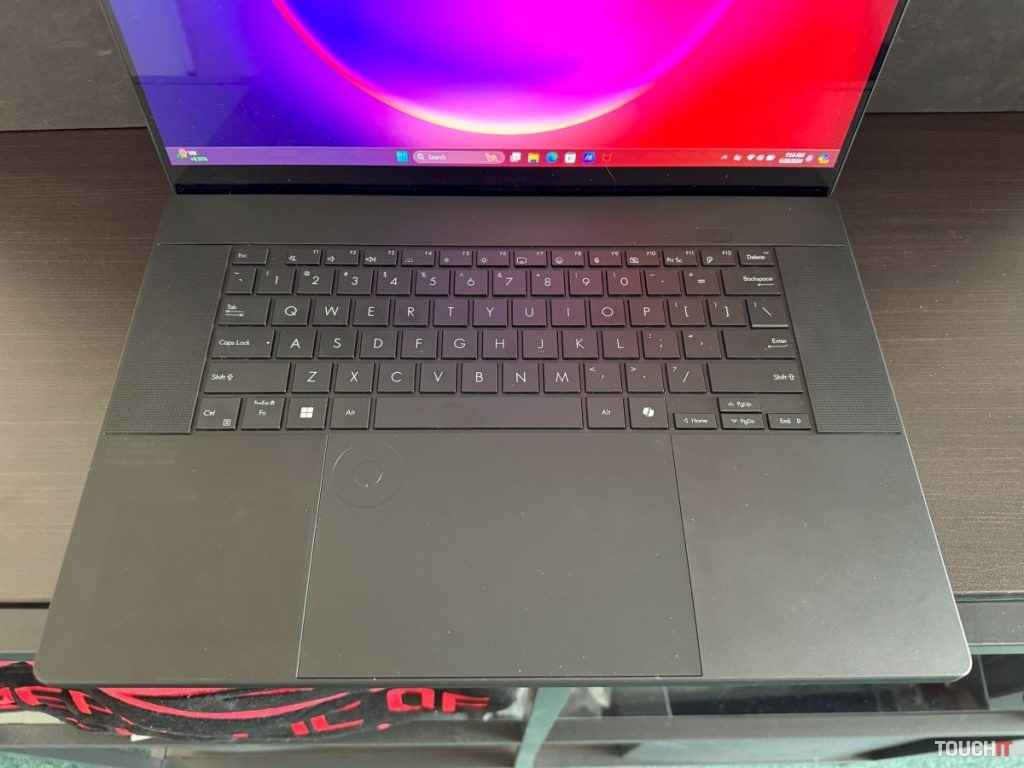 ASUS ProArt P16