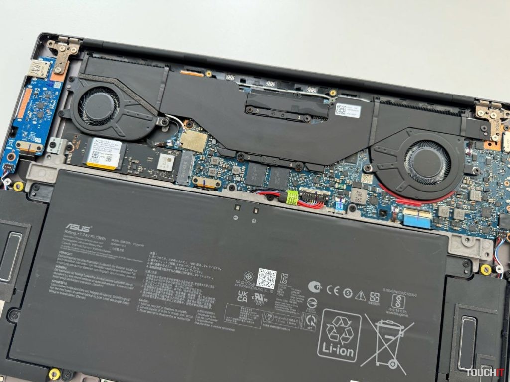 ASUS Zenbook S 16