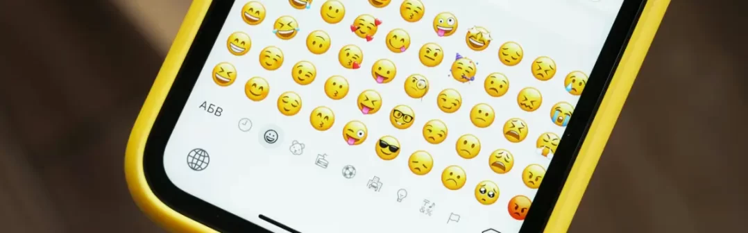 Emoji na klávesnici