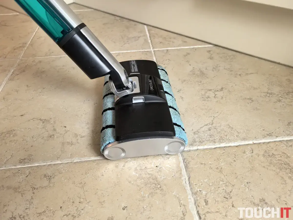 Vyhrajte: Elektrický mop Cecotec FreeGo pomôže s rýchlym čistením podlahy