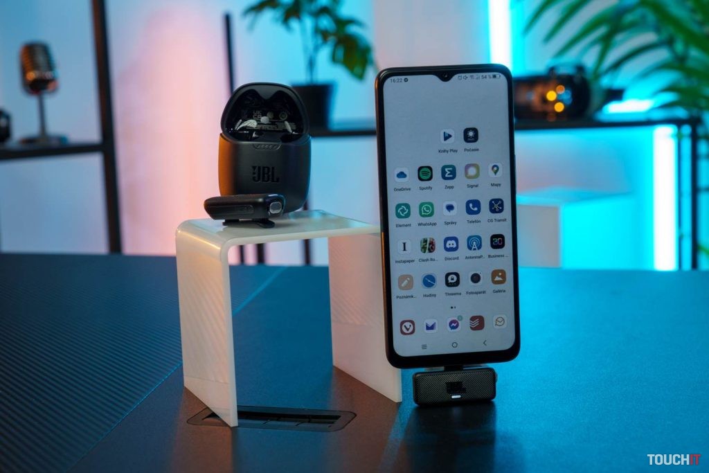 JBL Quantum Stream Wireless