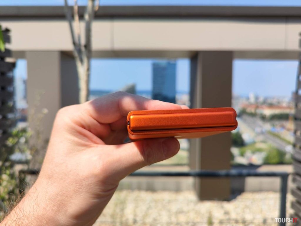 Motorola Razr 50 / Ultra