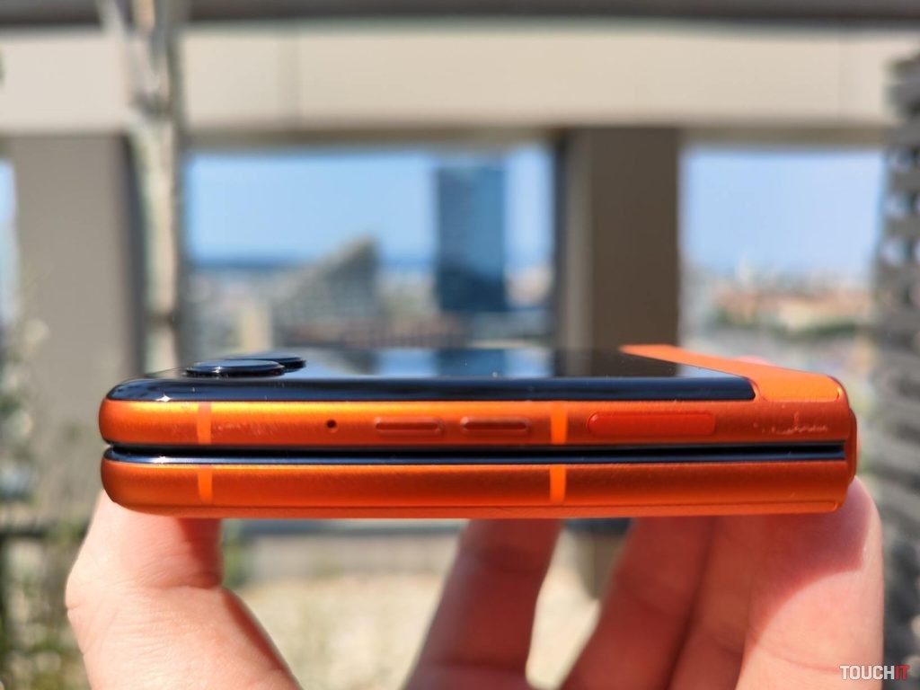 Motorola Razr 50 / Ultra