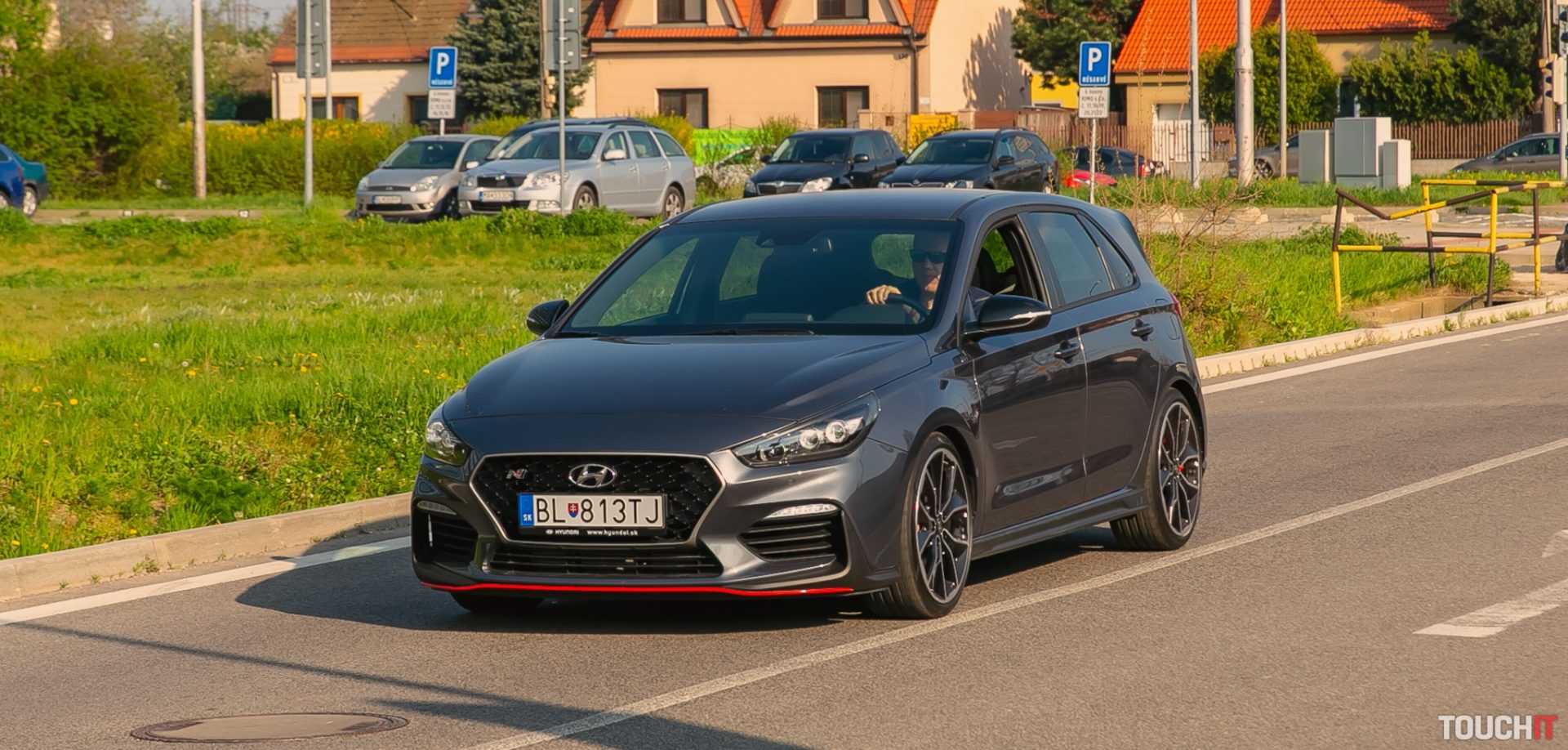 Testovali sme šporťák Hyundai i30 N 2.0 T-GDI 6 M/T Performance (VIDEO TOUCHIT)