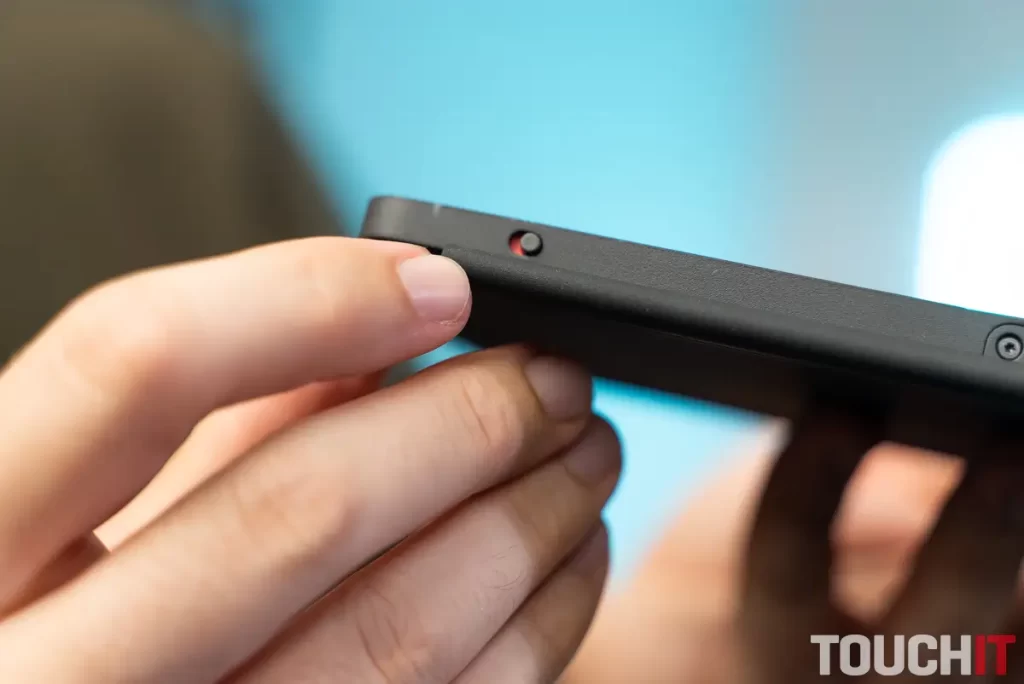 Logitech Keys-to-Go 2