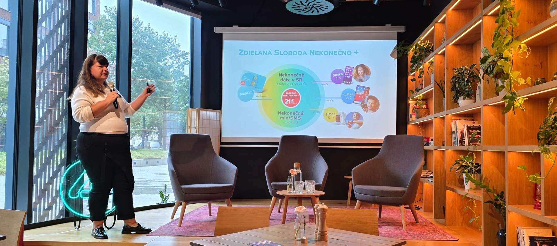 4ka vám dáva možnosť podeliť sa o Nekonečno