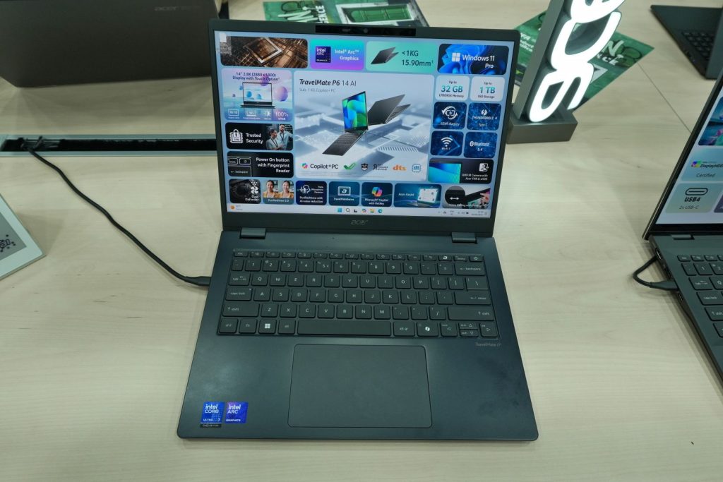 Acer TravelMate P6 14 AI