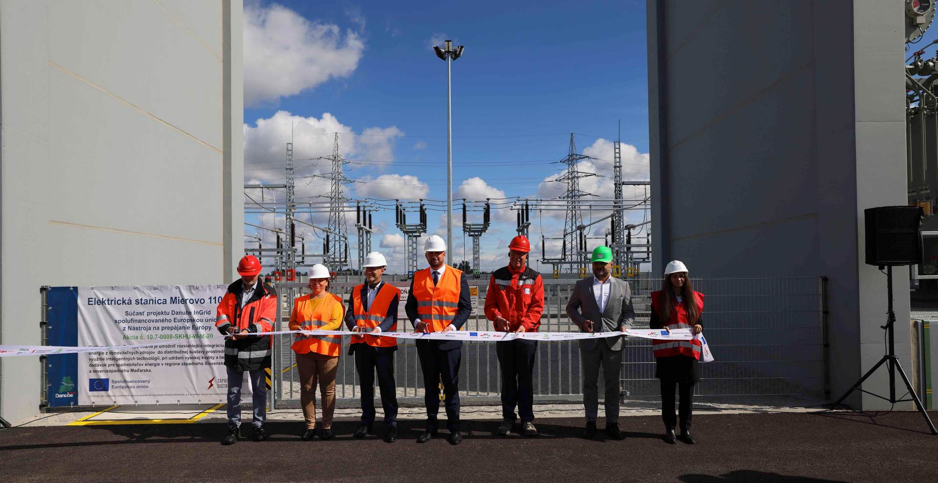 Elektrina má cenu zlata. Slovensko jej bude mať dosť aj vďaka novej distribučnej stanici