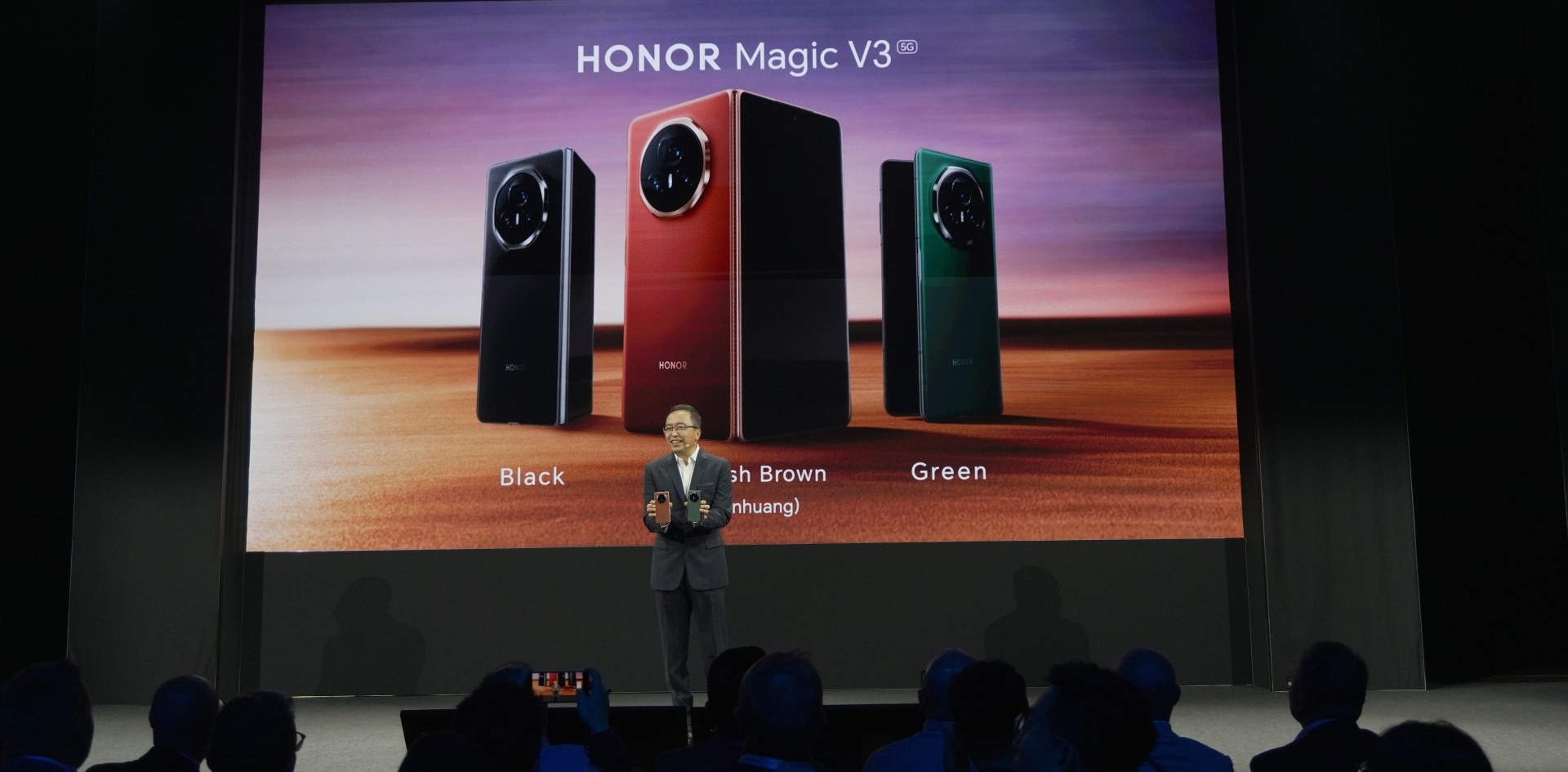 HONOR Magic V3 ako najtenšia a najľahšia mobilná skladačka. Cena prekvapí