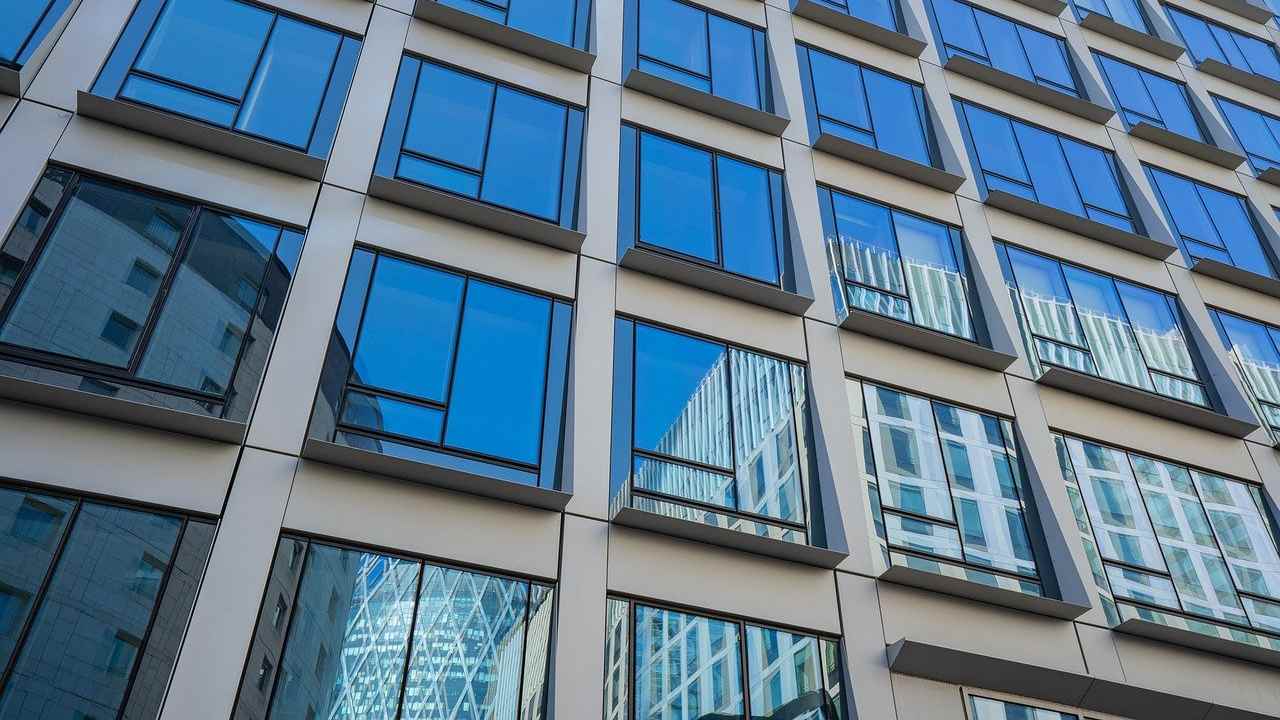 Sexuálne vydieranie cez email, vraj vás vidia cez kameru